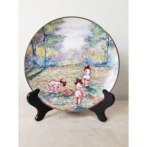 Picking Flowers Plate 1977 Dominic Mingolla Wall Decor Gold Trim 8 1/2" Vintage